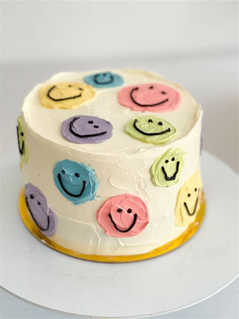 pastel de happy face